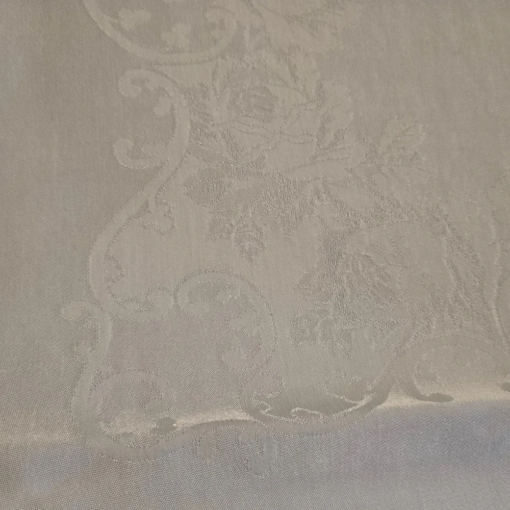 VTG White Damask Floral Rose Scroll Rectangular‎ Tablecloth 76x56 Classic Dining